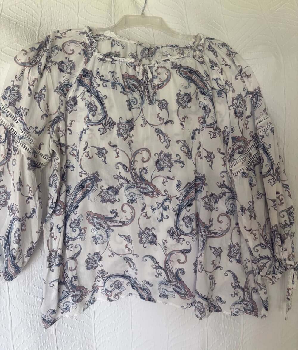 C Est 1946 Blouse Size 18/20W White Blue Paisley Long Sleeve